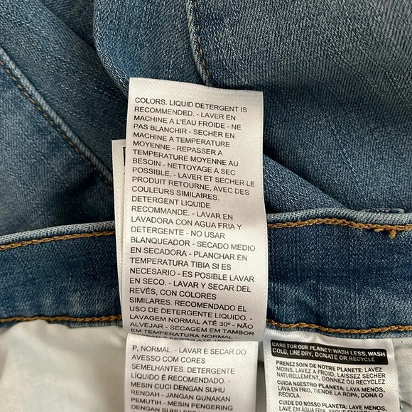 Levi’s 311 Shaping Skinny Jeans, Size 31 - Picture 16 of 16